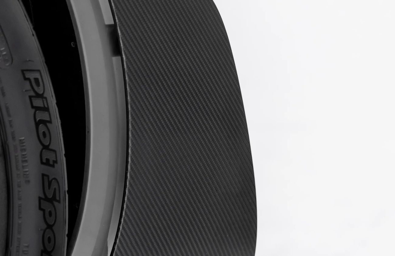 بورش 918 سبايدر 4.6L V8 N/A Engine + eMotor