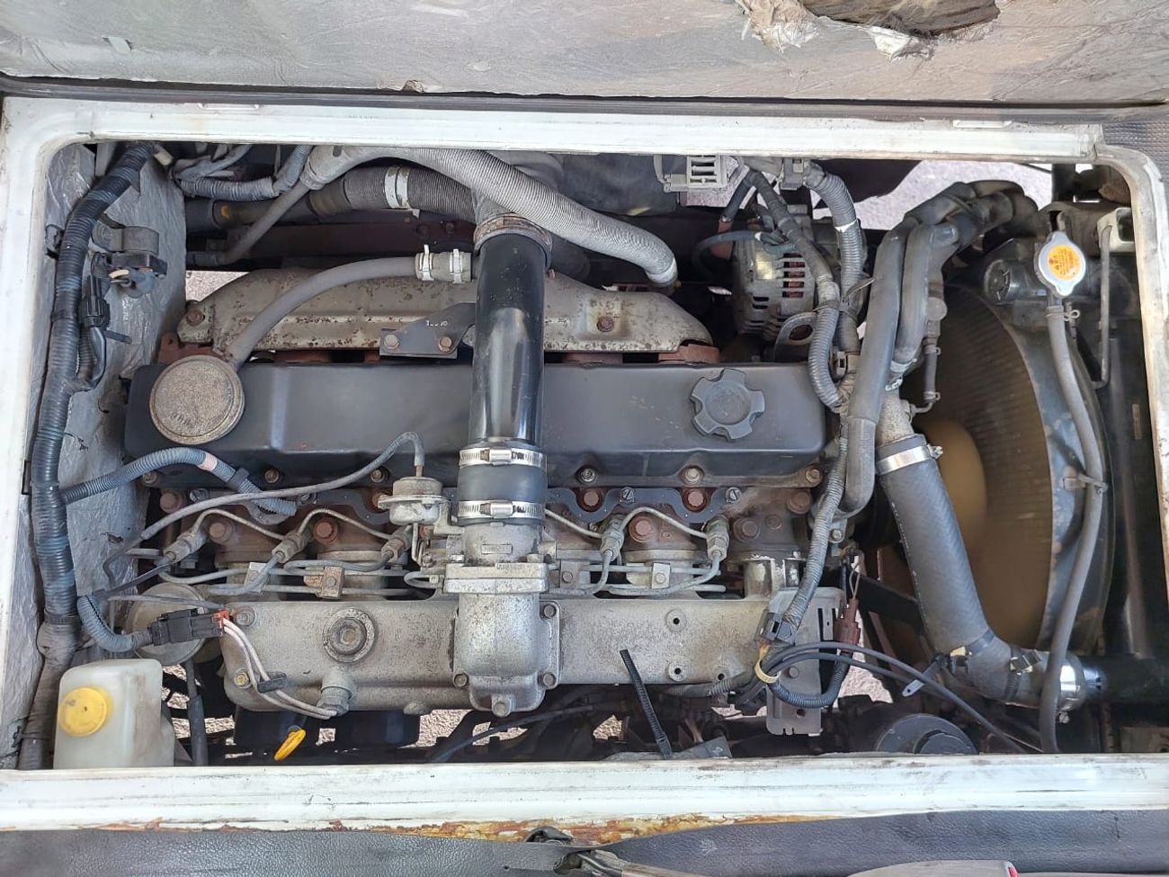 Isuzu Journey ISUZU JOURNEY BUS RHD 2000 MODEL 4.1 L DIESEL MANUAL(PM00136)