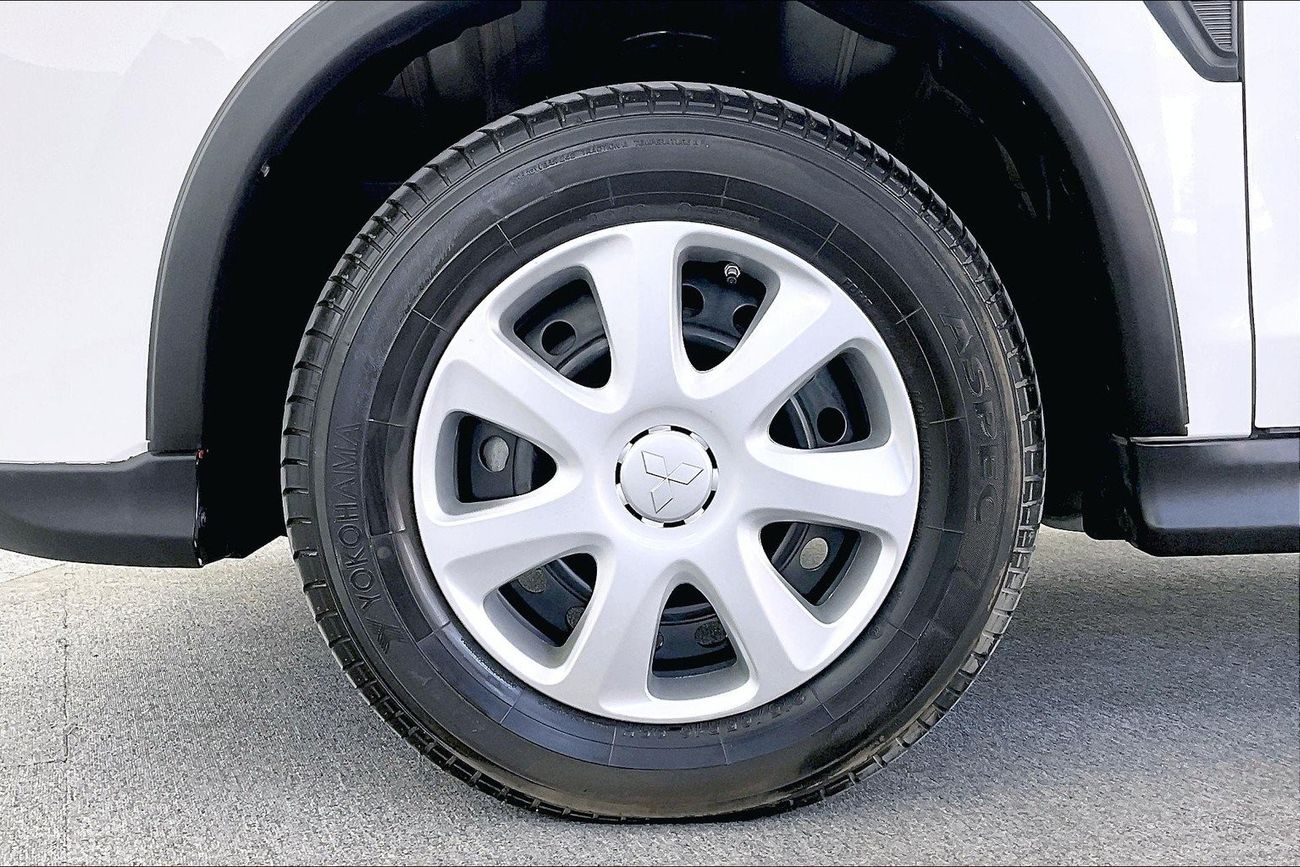 جيب كومباس Limited | شامل الضمان | 0 ﺪﻔﻋﺓ ﺃﻮﻟﻯ