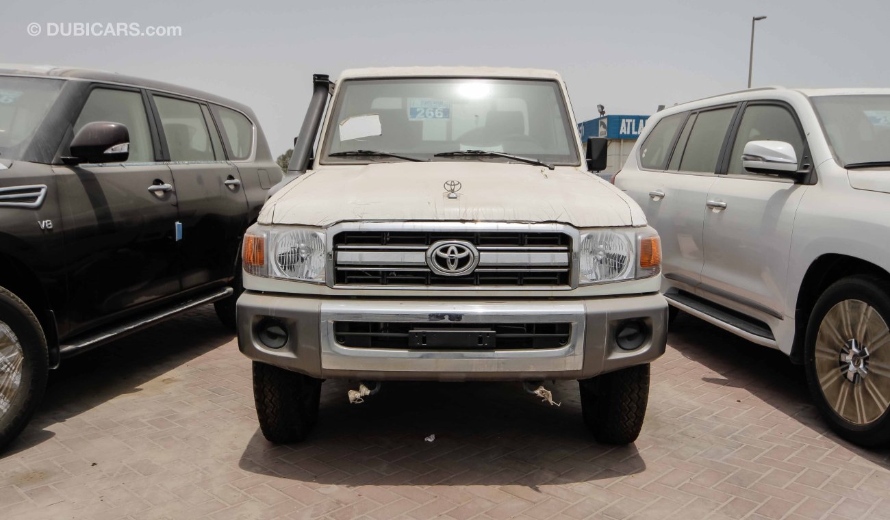 Toyota Land Cruiser Pick Up