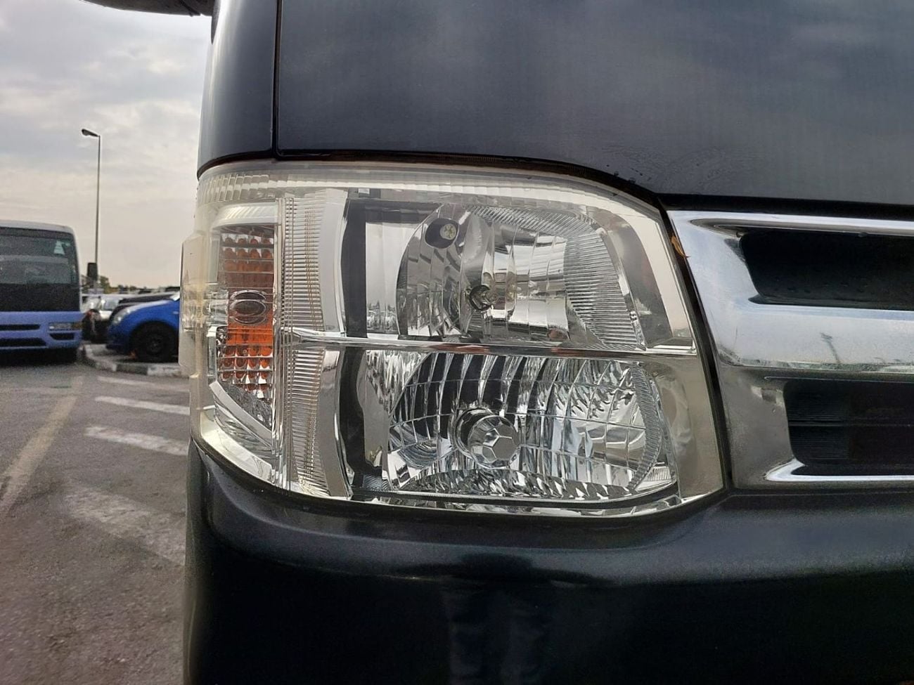 Toyota Hiace (RAMADAN OFFER) TOYOTA HIACE VAN RHD 2010 MODEL 2.0 L PETROL AUTOMATIC(PM29424)