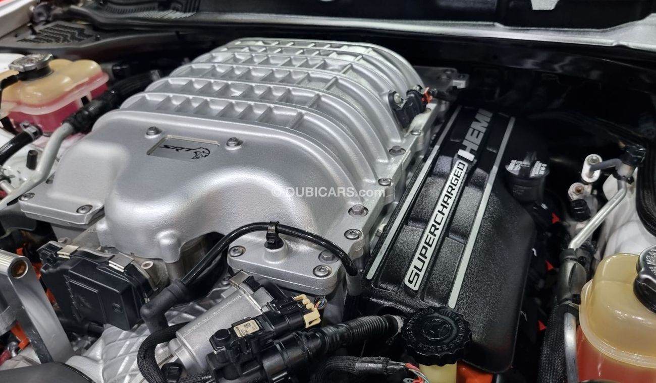 Dodge Challenger SRT Hellcat DODGE CHALLENGER HELLCAT GCC IN PERFECT CONDITION ORIGINAL PAINT FULL SERVICE HISTORY FO