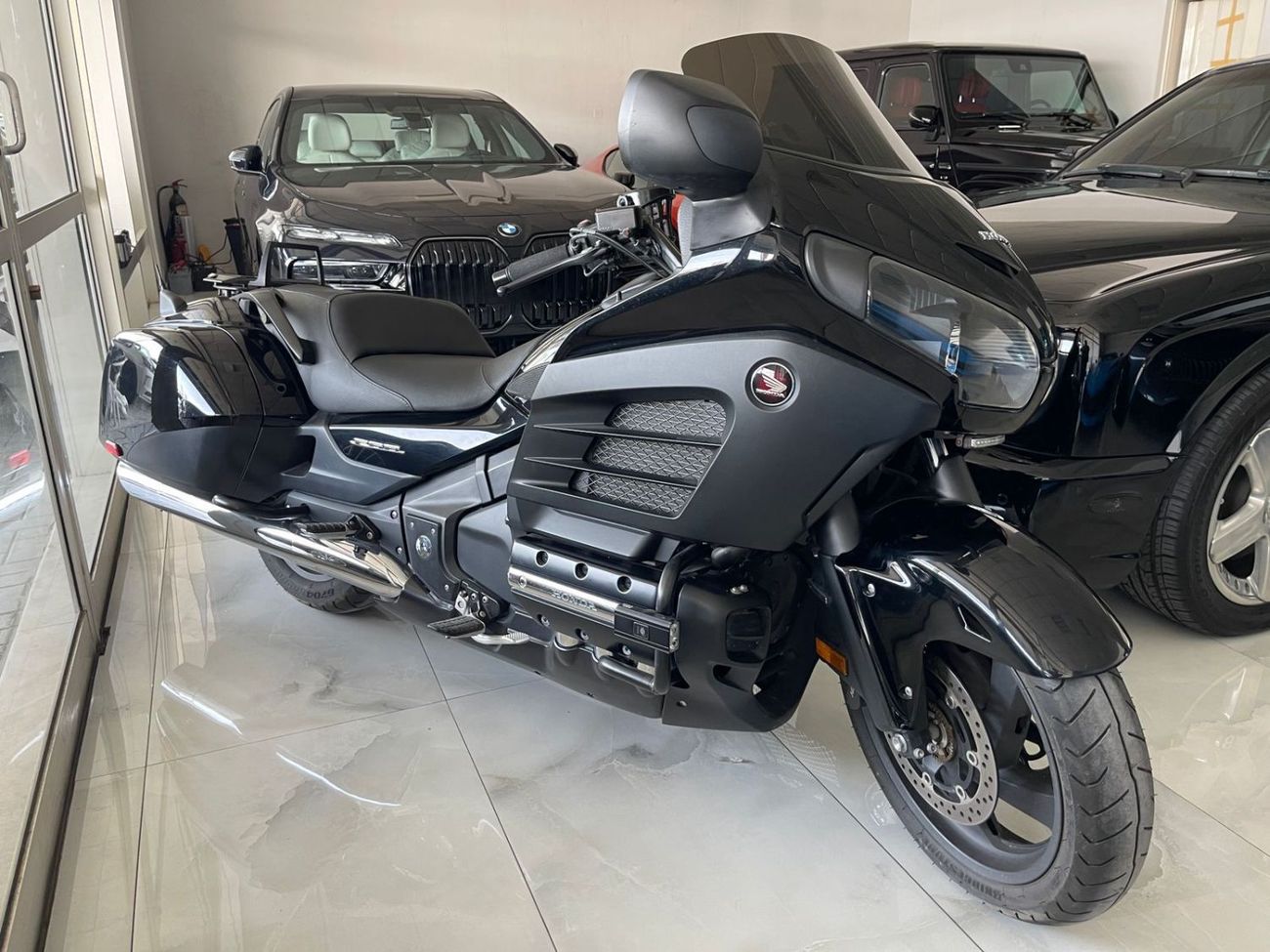 هوندا جولدوينغ F6B 1,800 CC from Japan. Full service in Dubai