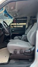 Nissan Patrol Safari GL 4.8L A/T (7 Seater)