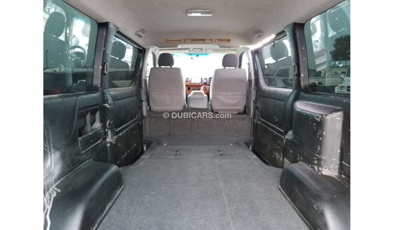 تويوتا هاياس TOYOTA HIACE RIGHT HAND DRIVE (PM1005)