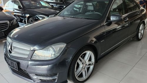 Mercedes-Benz C200 2014 Mercedes C200 Amg gcc first owner with services  history  clean car