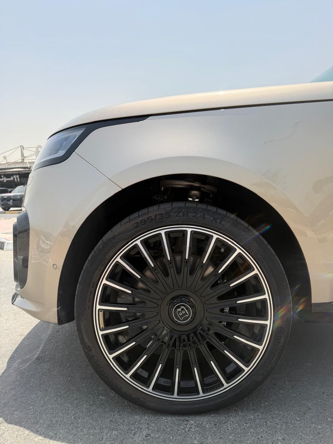 برابوس 700 - رينج روفر SV P615