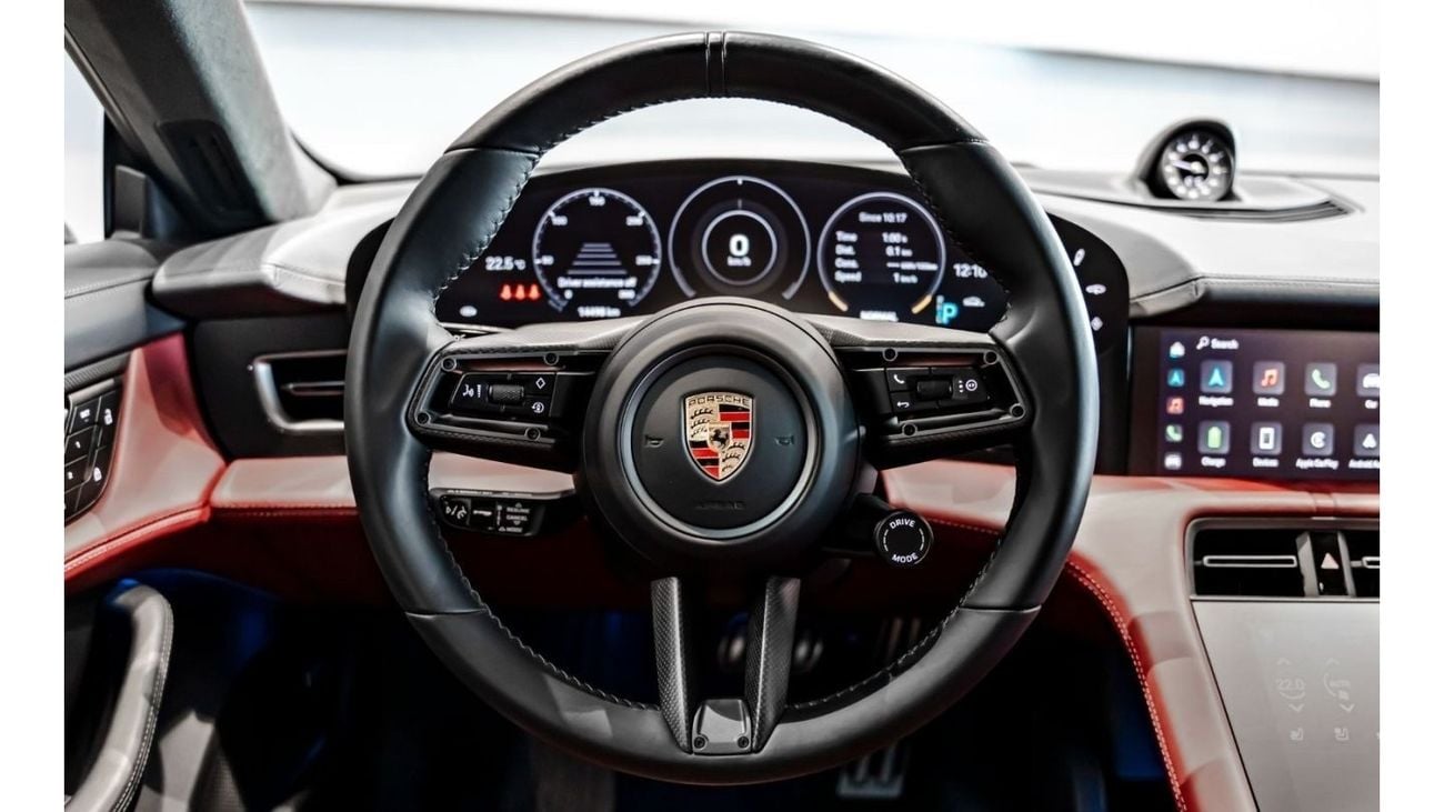 بورش تايكان 2023 Porsche Taycan GTS, 2027 Porsche Warranty, Interior Matte Carbon, Low KMs, GCC