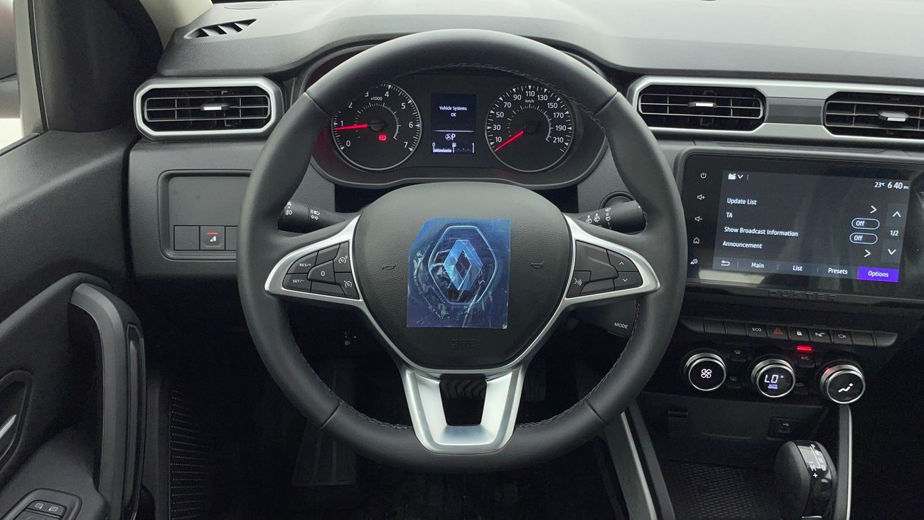 Renault Duster LE 1.6 | Zero Down Payment | Home Test Drive