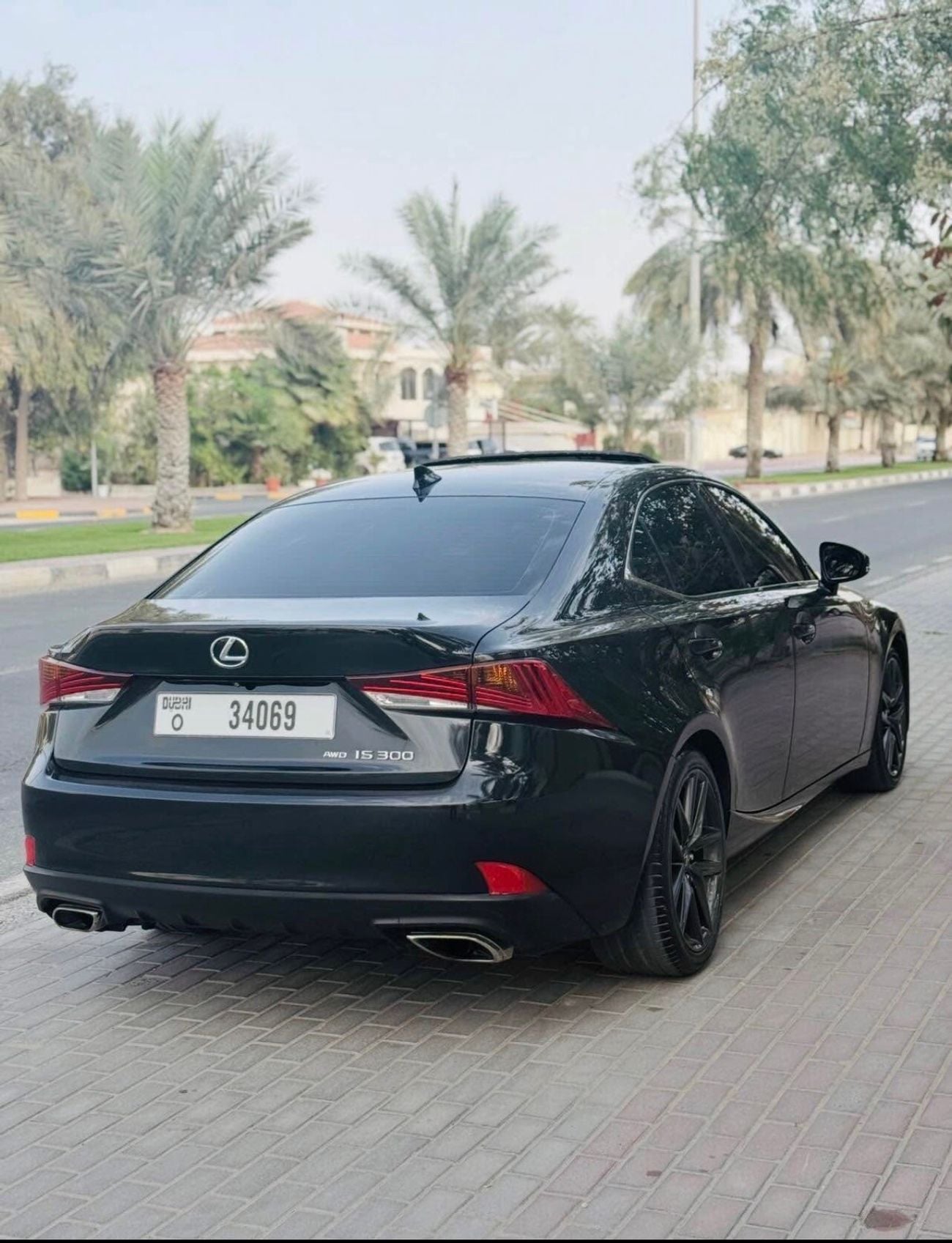 لكزس IS 300 6 cylinder