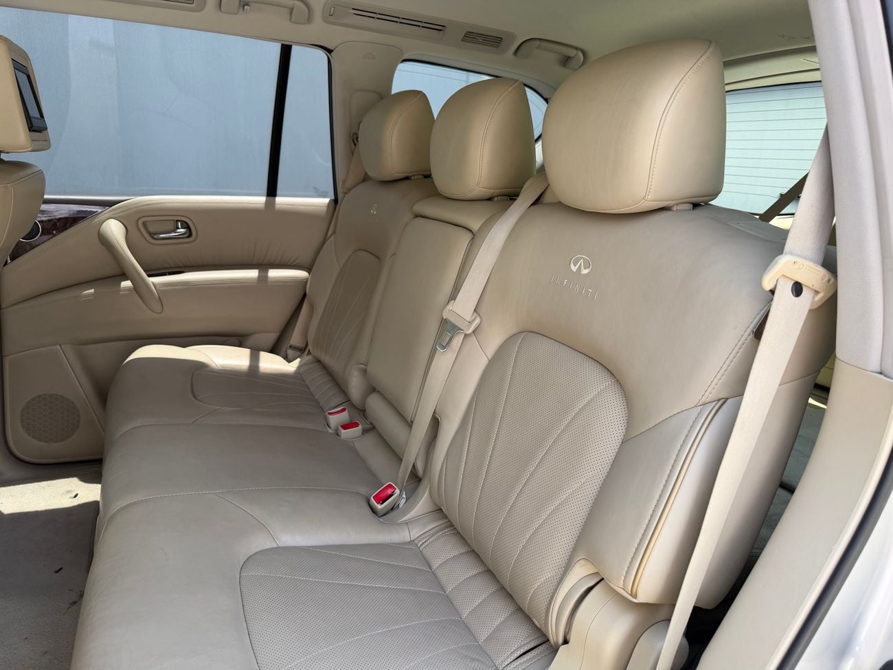 إنفينيتي QX80