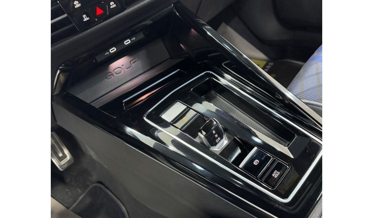 Volkswagen Golf R Base 2.0T 2023 VW Golf R Performance, Aug 2028 Agency Warranty + Service Package, Full Service Histo