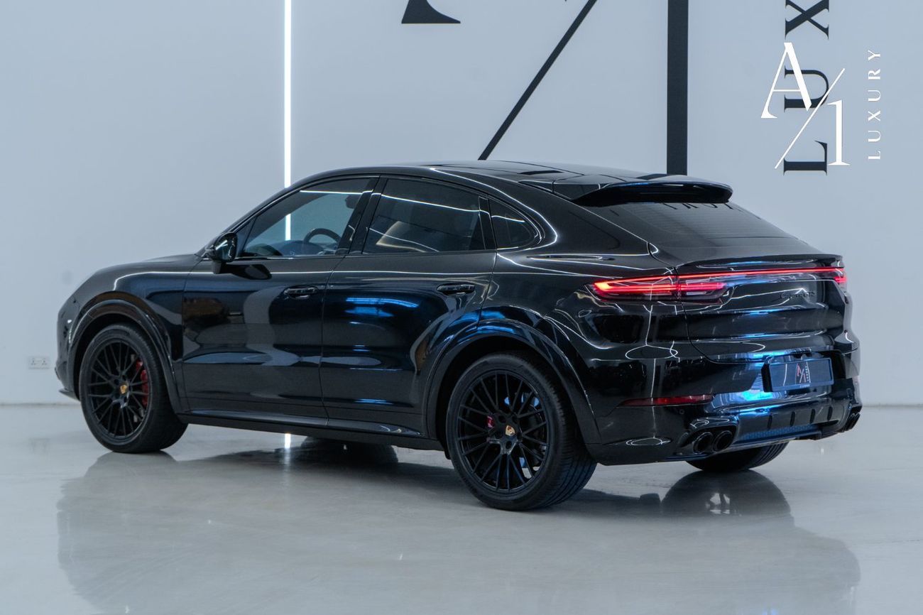 Porsche Cayenne GTS Coupe 2023 Porsche Cayenne GTS, Warranty, Sport Chrono Package, Full Options, GCC
