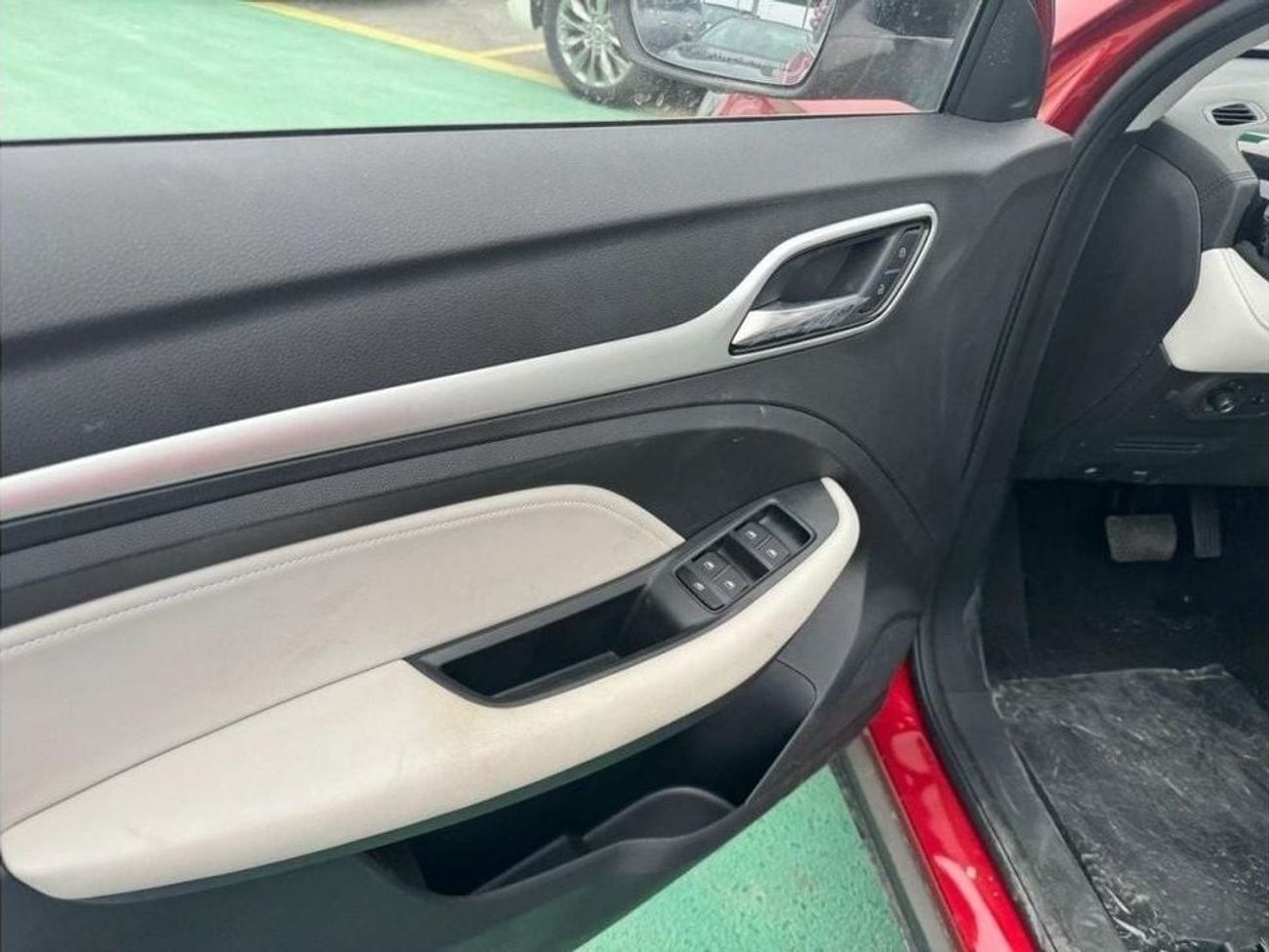 MG ZS 1.5L FULL OPTION LUXURY 2025