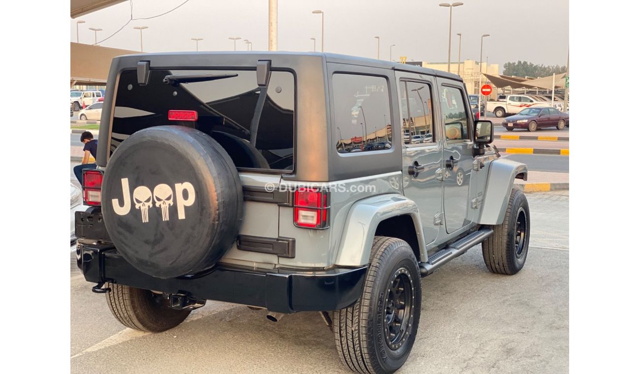 Used Jeep Wrangler Unlimited Sport 2015 for sale in Dubai 653174