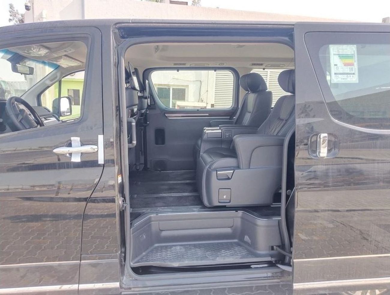 Toyota Granvia GRANVIA V