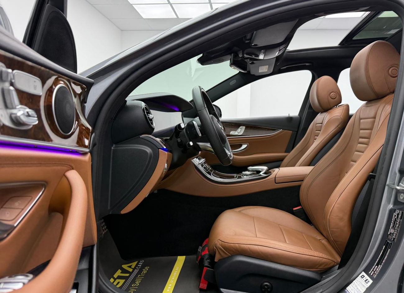 Mercedes-Benz E 400 2017 Mercedes Benz E400 4Matic, Service History, Fully Loaded, Excellent Condition, GCC