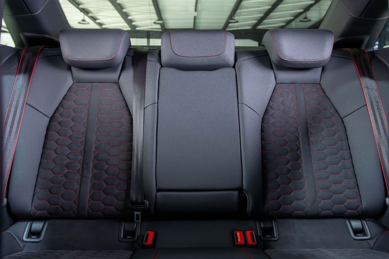 Audi RS3 TFSI quattro 2.5L Sedan Full Option Car - Carbon RS Seats - Kemora Grey - 2025