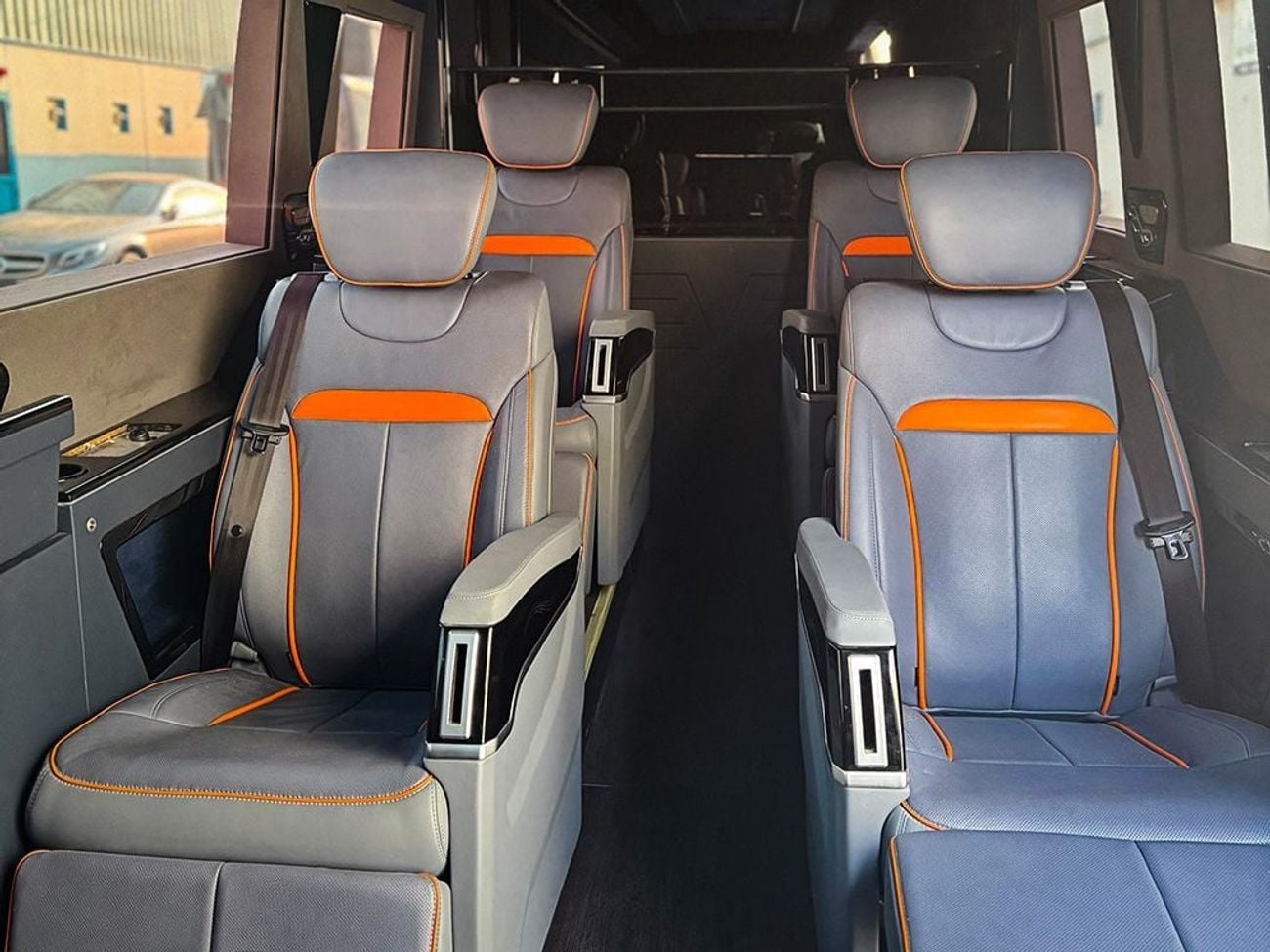 مرسيدس بنز سبرينتر 