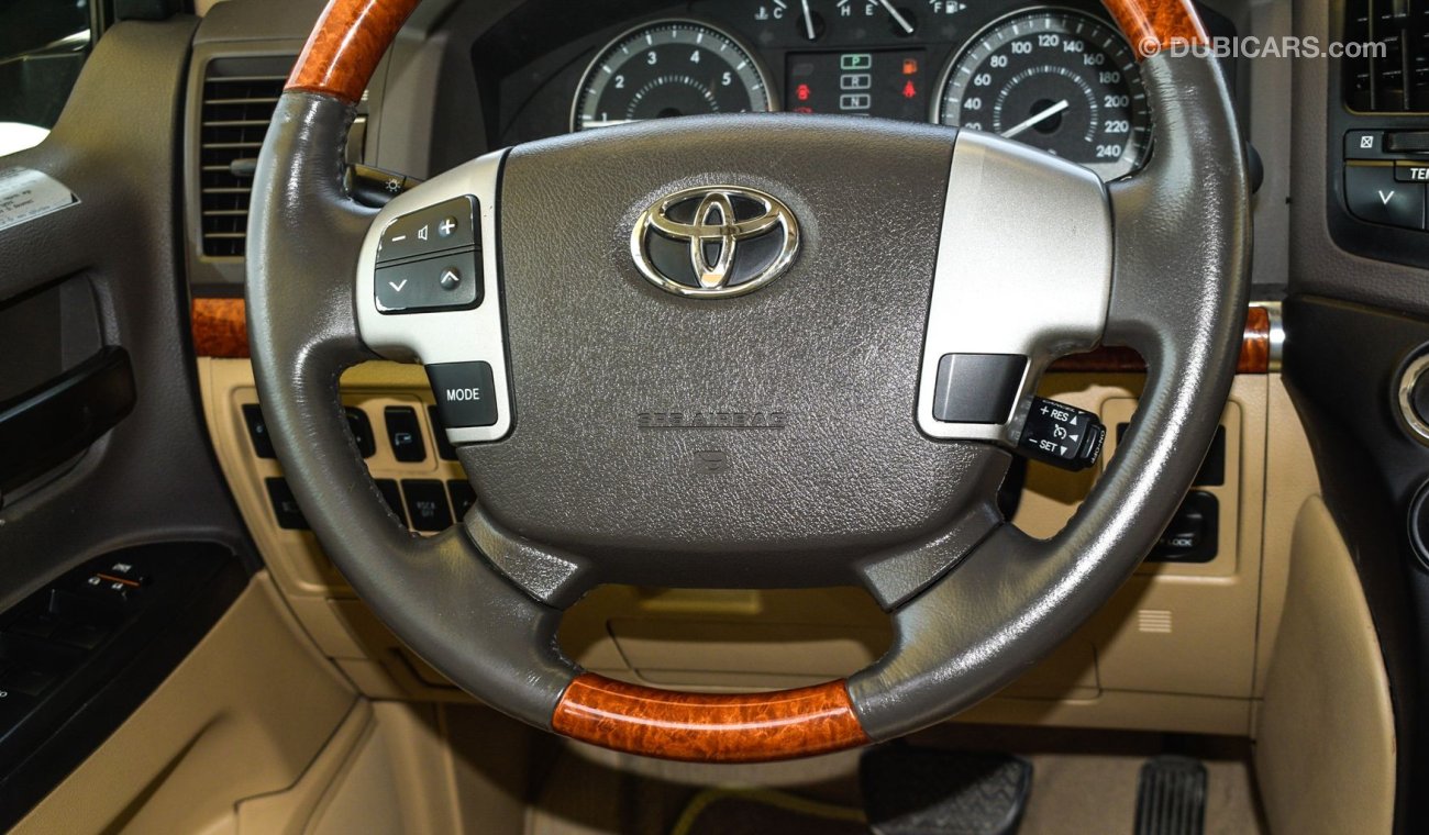 Toyota Land Cruiser GXR V6