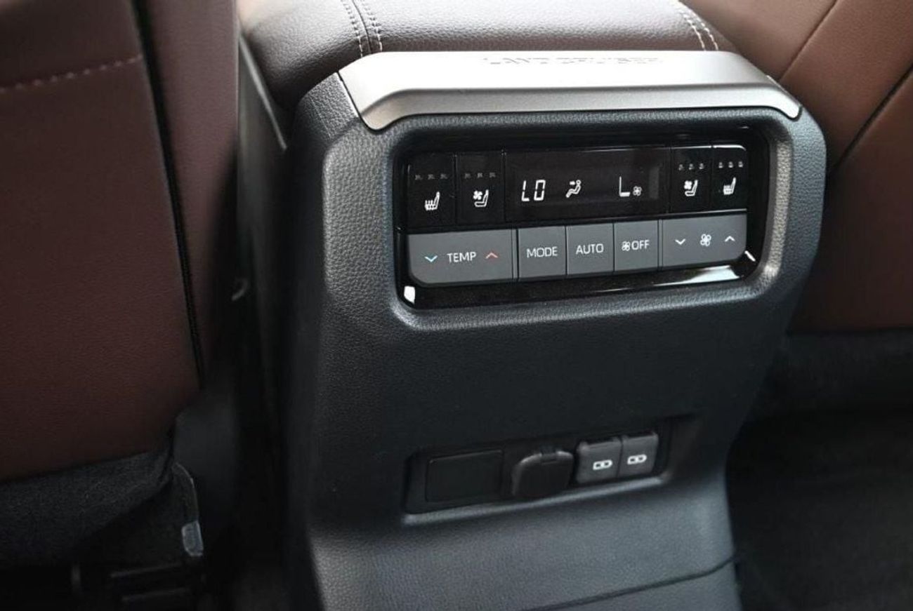 Toyota Prado 2024 TOYOTA PRADO FIRST EDITION 2.8L DIESEL 7 SEAT 4WD AT