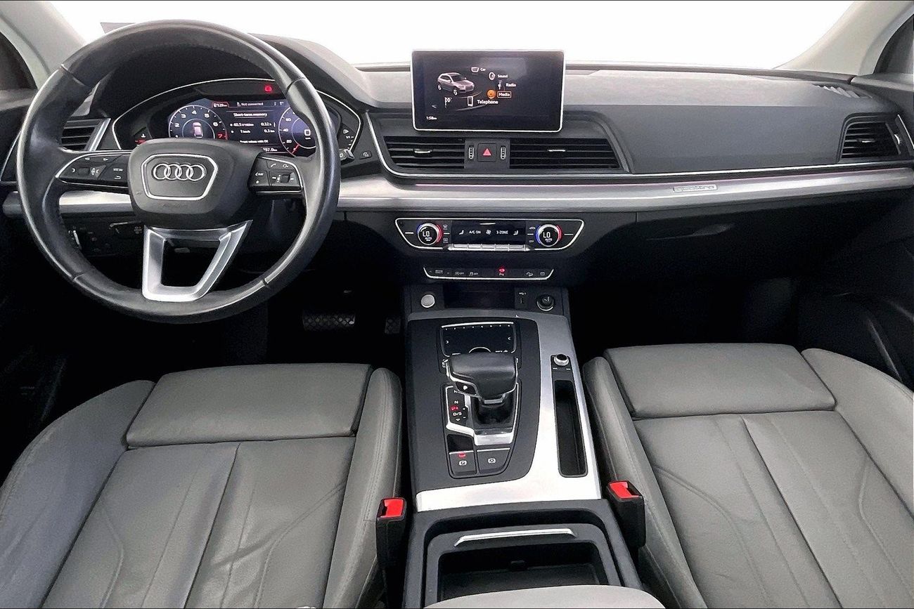 Infiniti Q50 Premium / Luxe | Guaranteed Warranty | 0 Down Payment