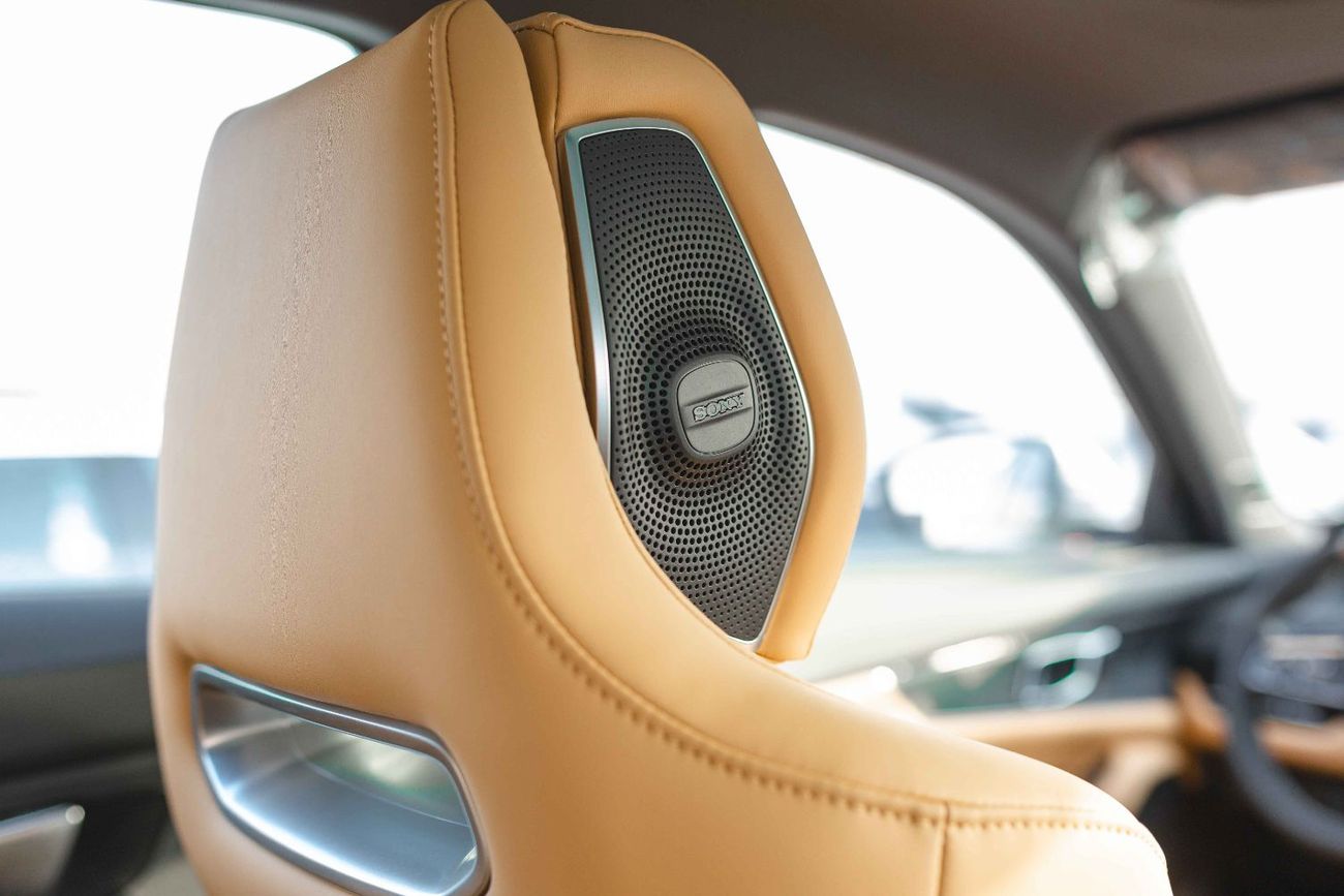 Changan Uni K CHANGAN UNI-K 2025 – 2.0L Turbo, AWD, Petrol ( White ) FOR EXPORT ONLY