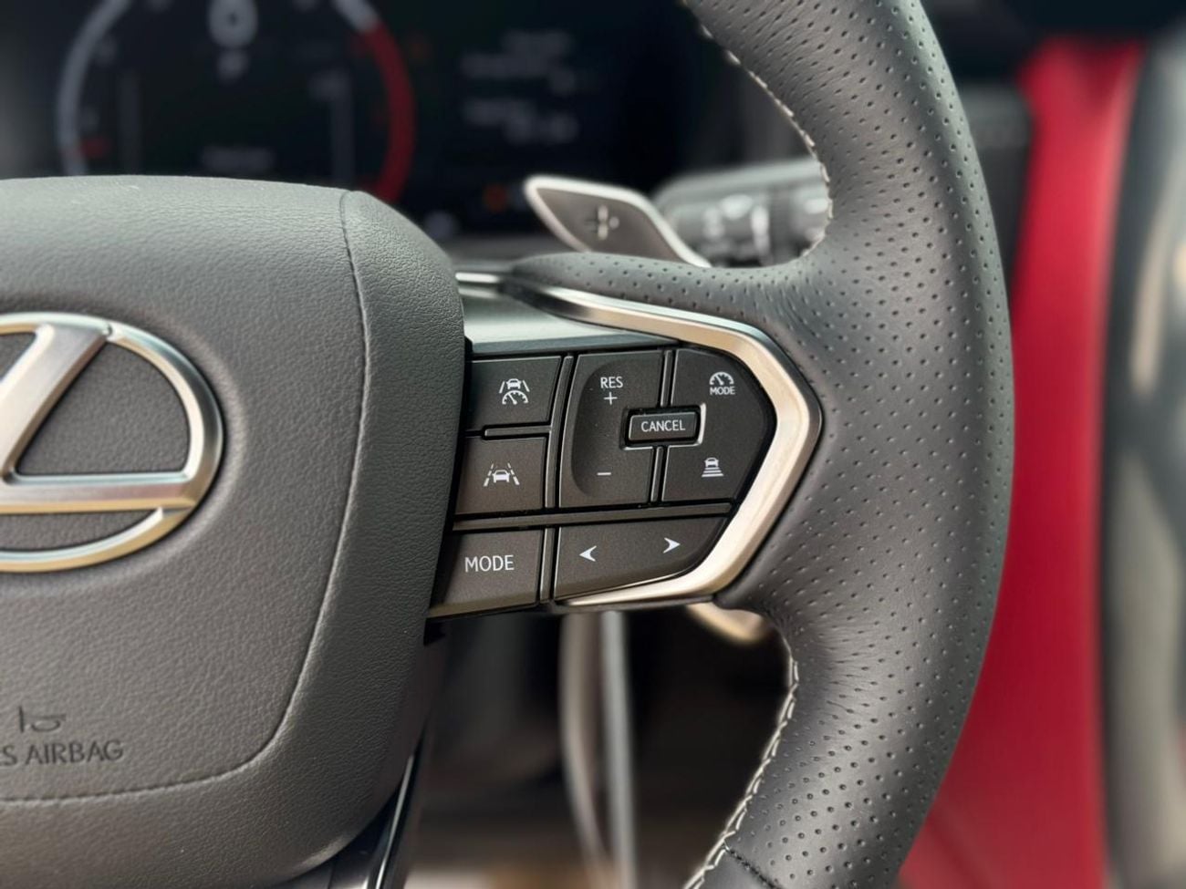 لكزس LX 600 F-Sport 3.5L