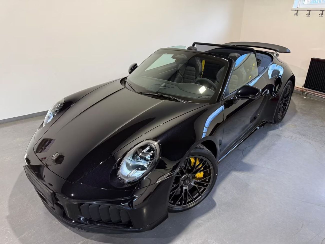 Porsche 911 Turbo S (992)