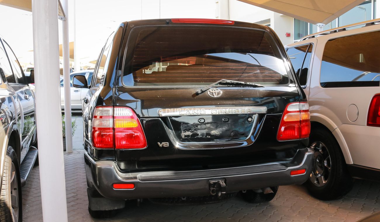 Used Toyota Land Cruiser V8 2001 for sale in Dubai 85800
