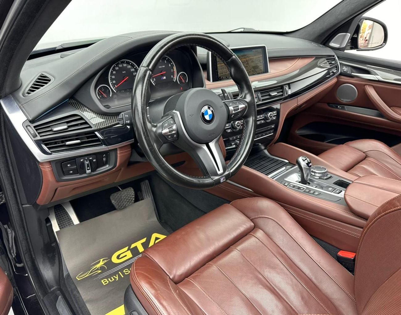 BMW X5M Std 4.4L 2016 BMW X5M M-Sport, BMW Full Service History, Excellent Condition, GCC