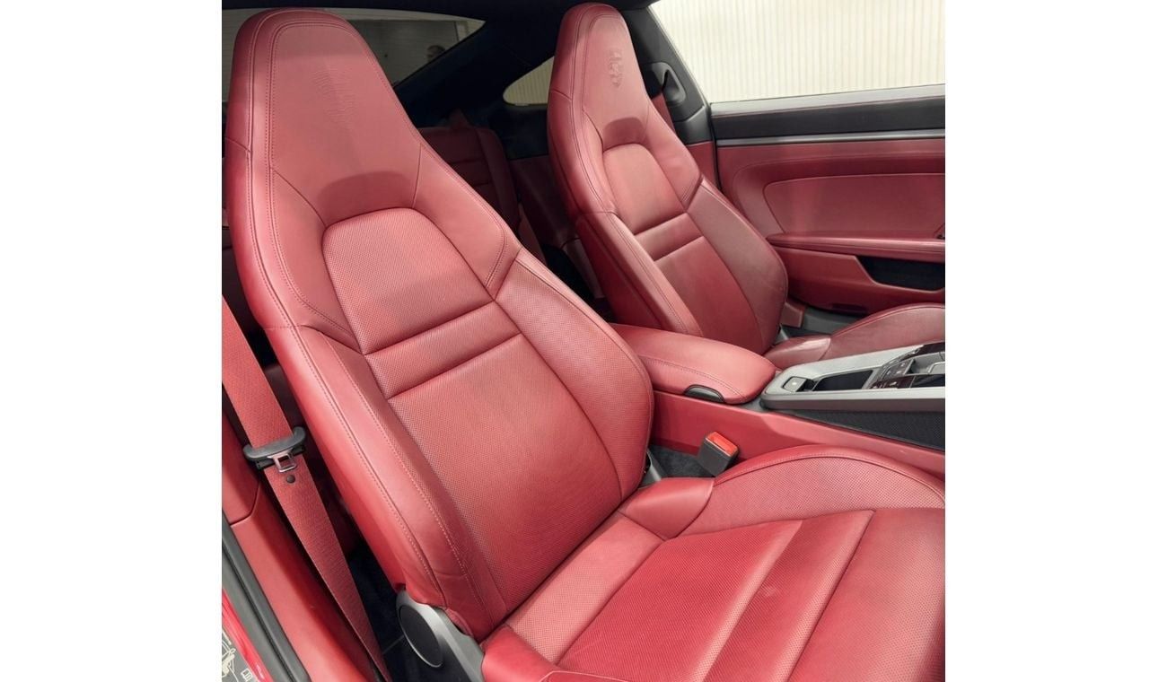 Porsche 911 Carrera 4S 3.0L (380 HP) Coupe