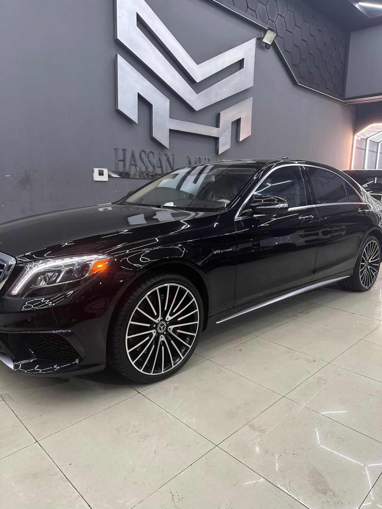 مرسيدس بنز S 63 AMG Std 5.5L