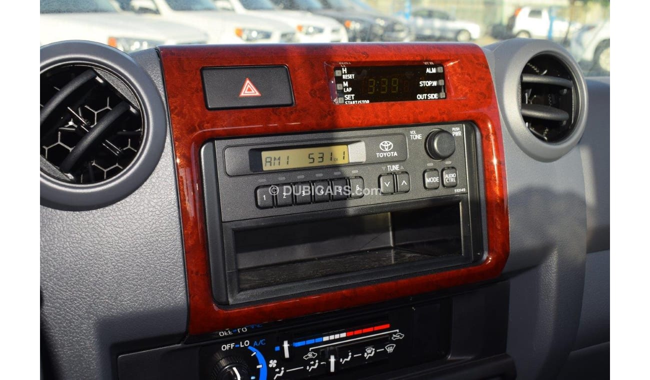 Toyota Land Cruiser Pick Up 79 SINGLE CAB PICKUP V8 4.5L DIESEL MT WITH DIFF.LOCK