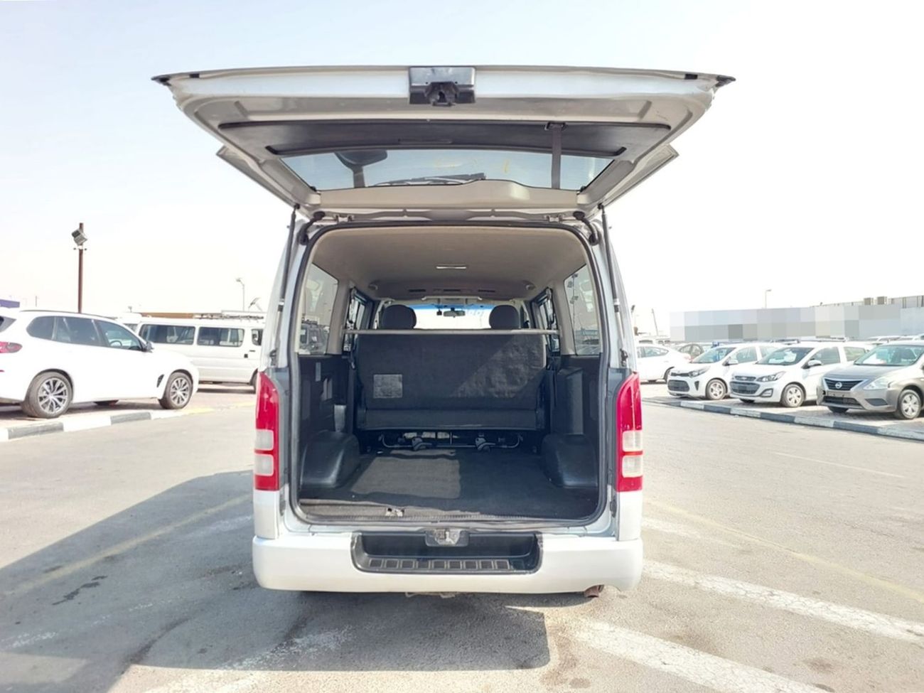تويوتا هاياس (RAMADAN OFFER) TOYOTA HIACE VAN RHD 2013 MODEL 2.0 L PETROL AUTOMATIC(PM88710)