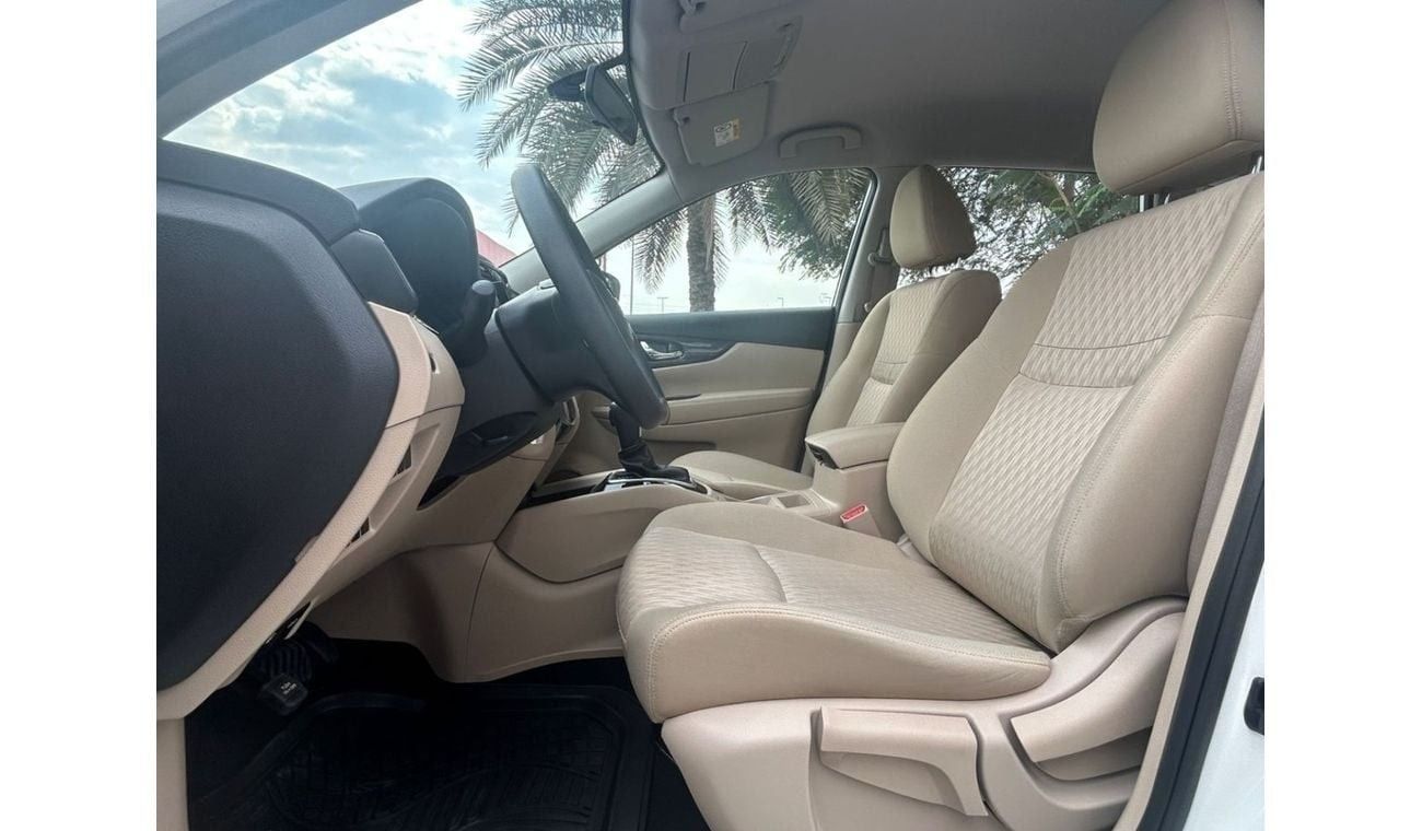 نيسان إكس تريل S 2.5L (169 HP) FWD (5 Seater) NISSAN X-TRAIL 2022 GCC LOW MILEAGE WITH AGENCY WARRANTY & SERVICE CO