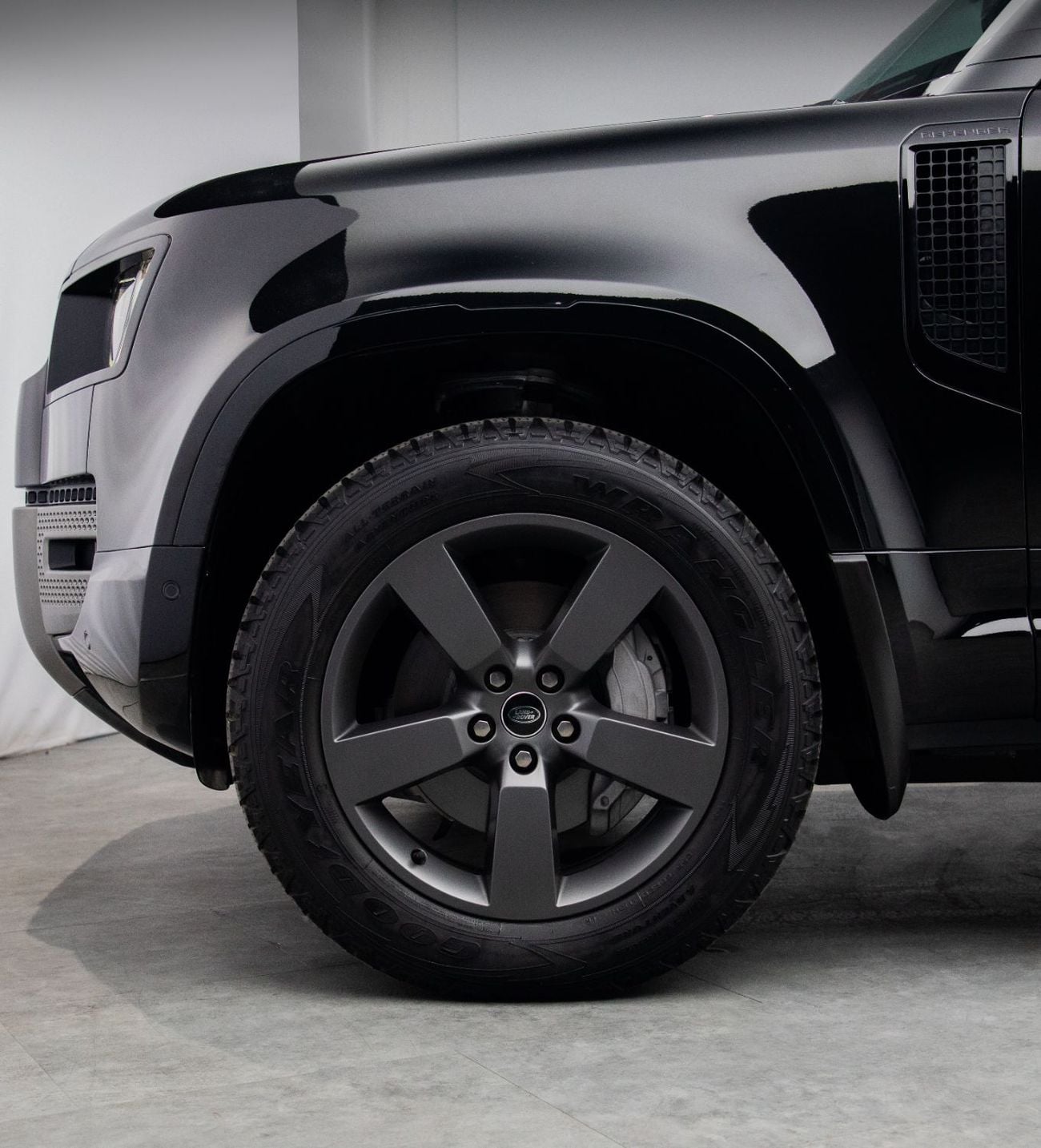 Land Rover Defender 110 X-DYNAMIC HSE P400