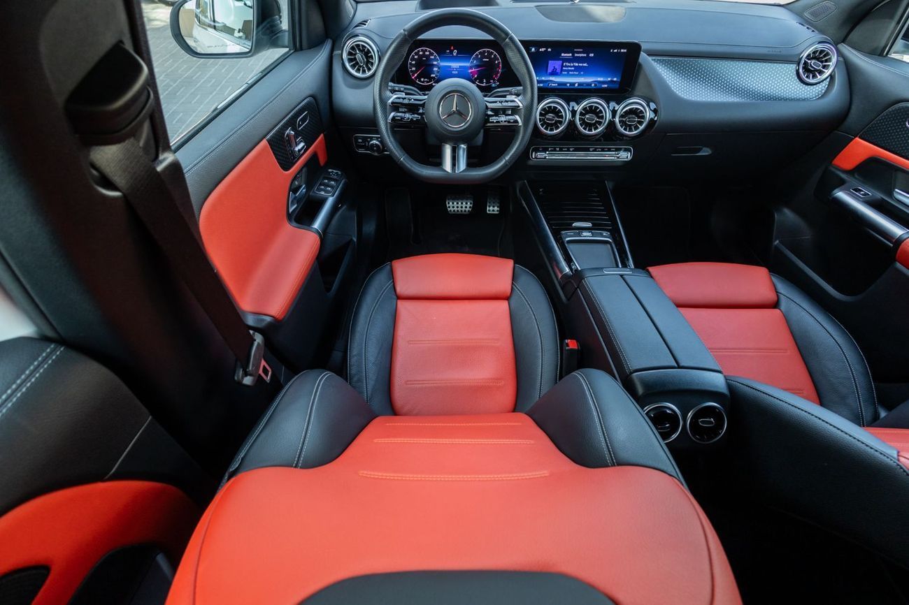 Mercedes-Benz GLA 200 Premium 1.4L