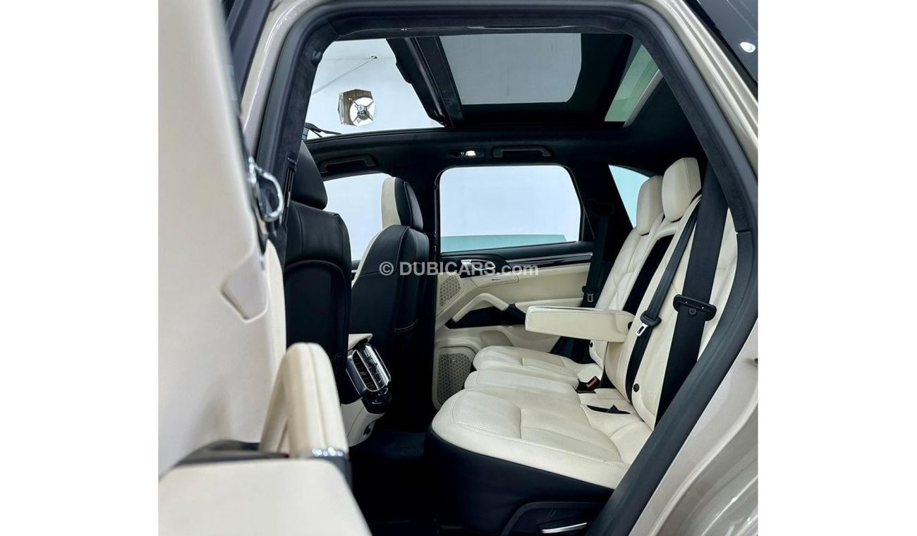 Porsche Cayenne 2016 Porsche Cayenne GTS, Full Porsche History, Warranty, Low Kms, GCC Specs