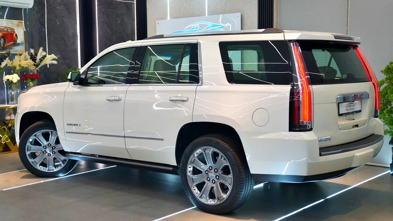 GMC Yukon Denali 6.2L (8 Seater)