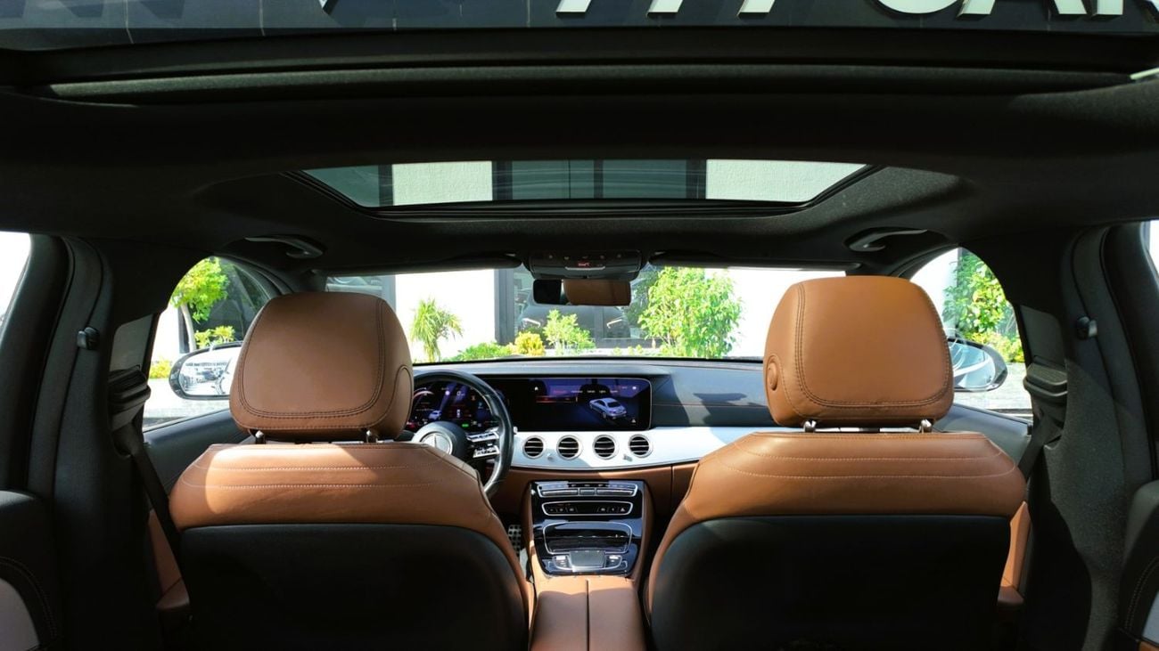 Mercedes Benz E200 MERCEDES-BENZ E200 AMG 2022