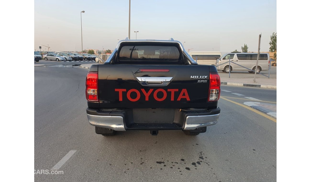 Toyota Hilux DIESEL 2.8L AUTOMATIC RIGHT HAND DRIVE (EXPORT ONLY)