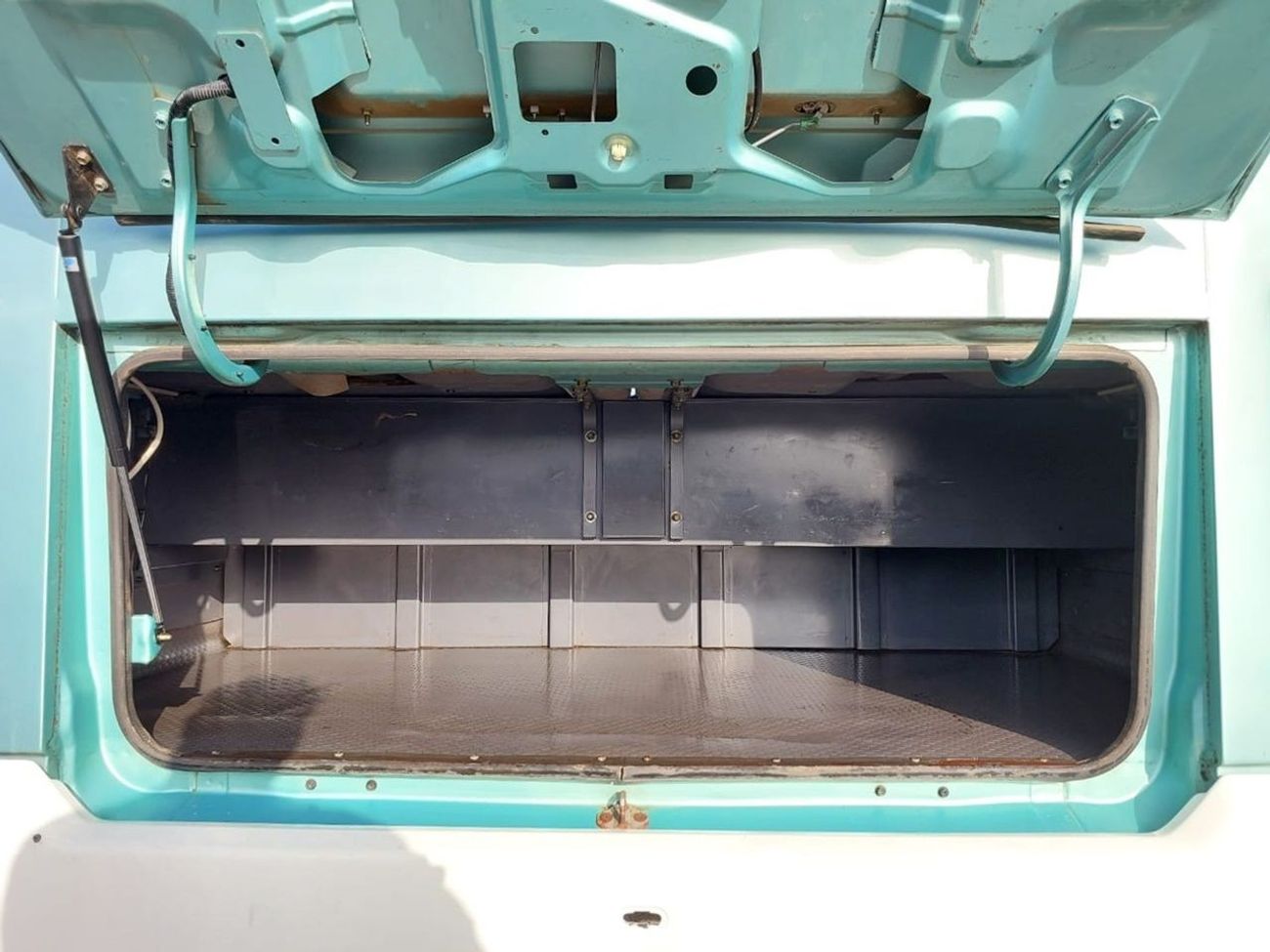 Nissan Civilian NISSAN CIVILIAN BUS RIGHT HAND DRIVE (PM0943)