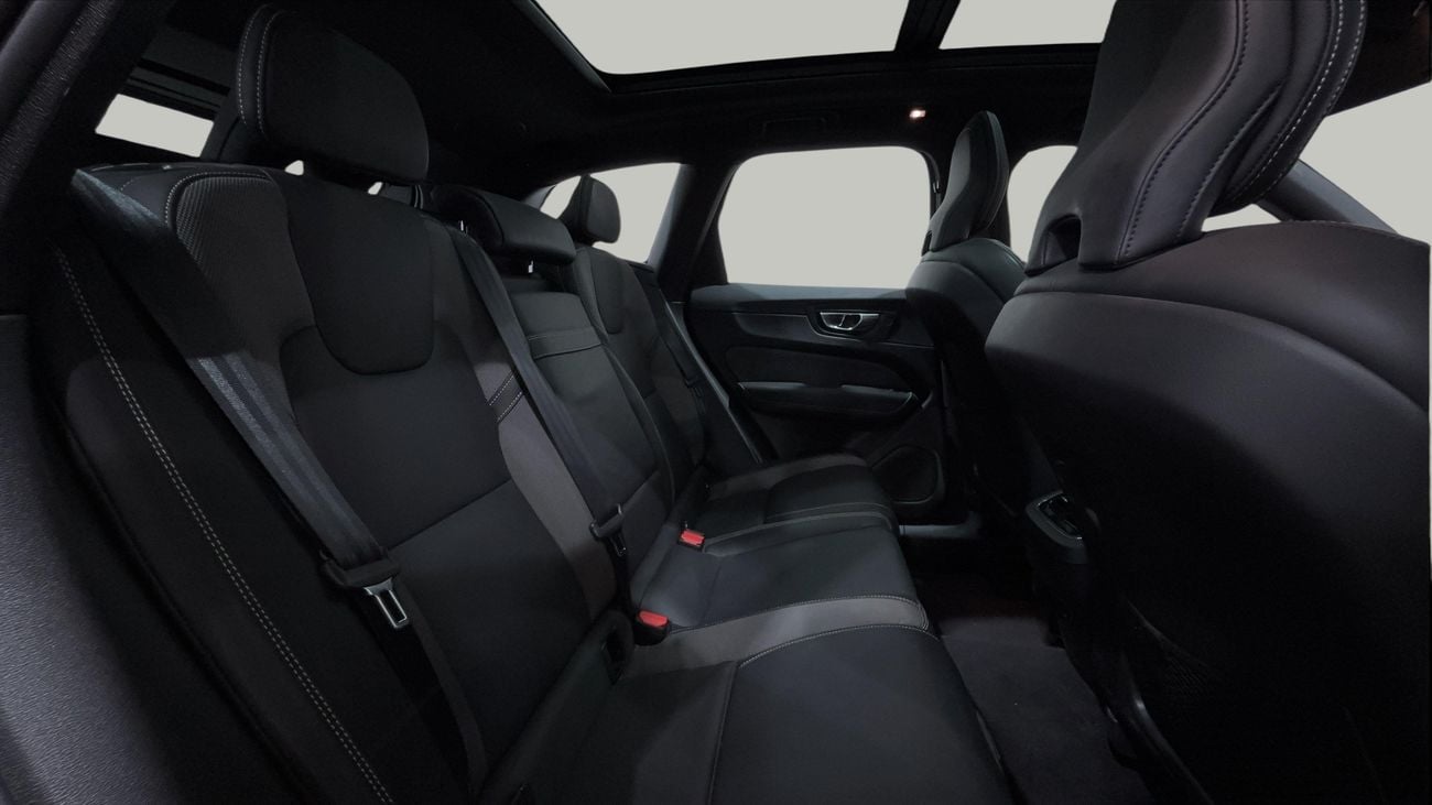 فولفو XC 60 كارس24 هي سوق ضخم للسيارات المستعملة موثوق ومضمون ٪كارس24 هي سوق ضخم للسيارات المستعملة موثوق ومضمون