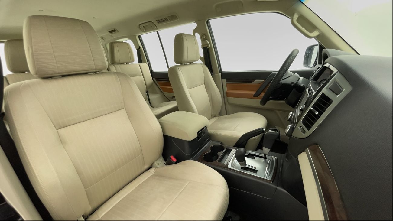 Mitsubishi Pajero GLS LOWLINE 3.5 | Zero Down Payment | Home Test Drive