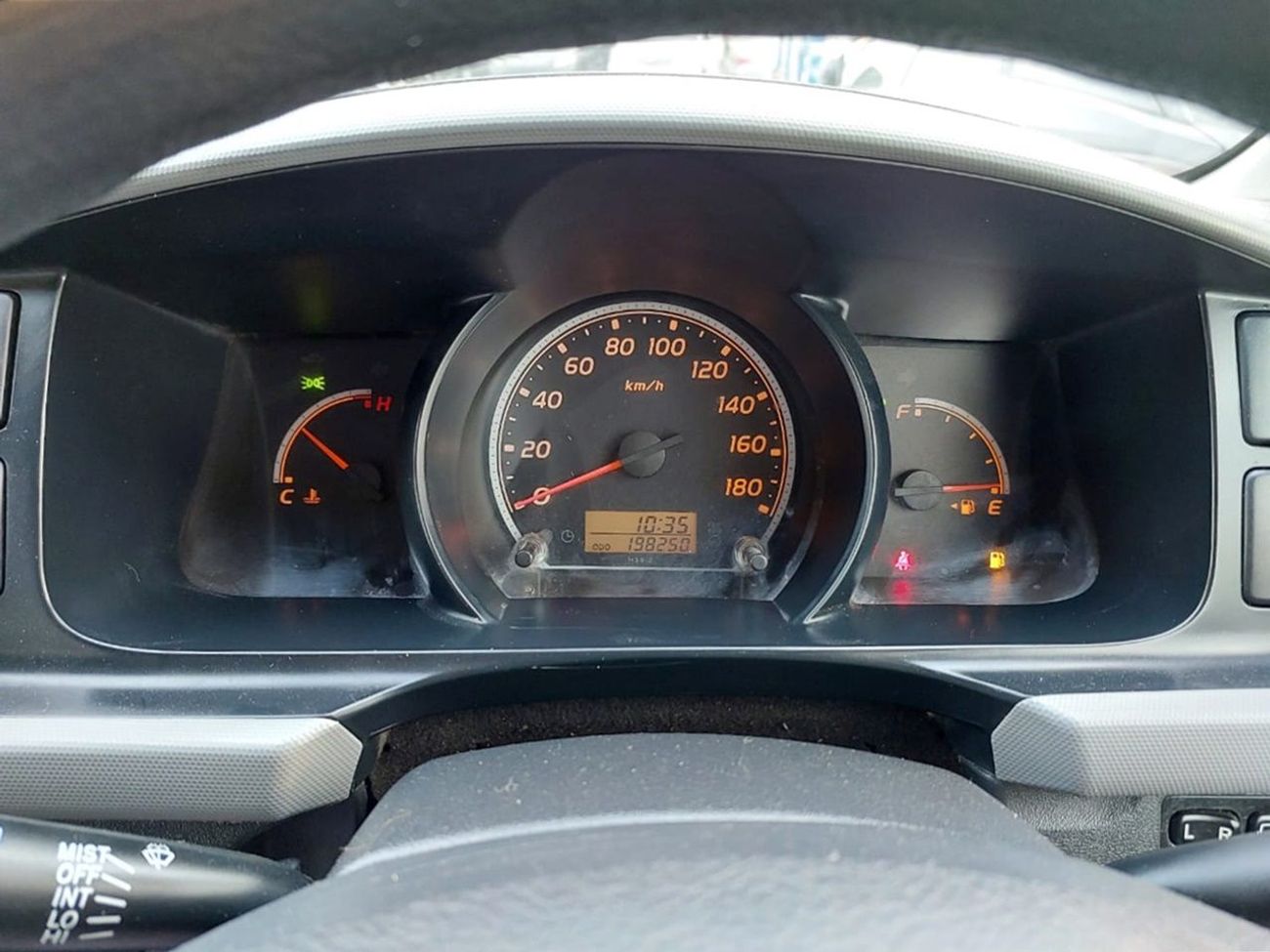 تويوتا هاياس TOYOTA HIACE COMMUTER VAN RHD 2012 MODEL 3.0 L DIESEL AUTOMATIC(PM14430)