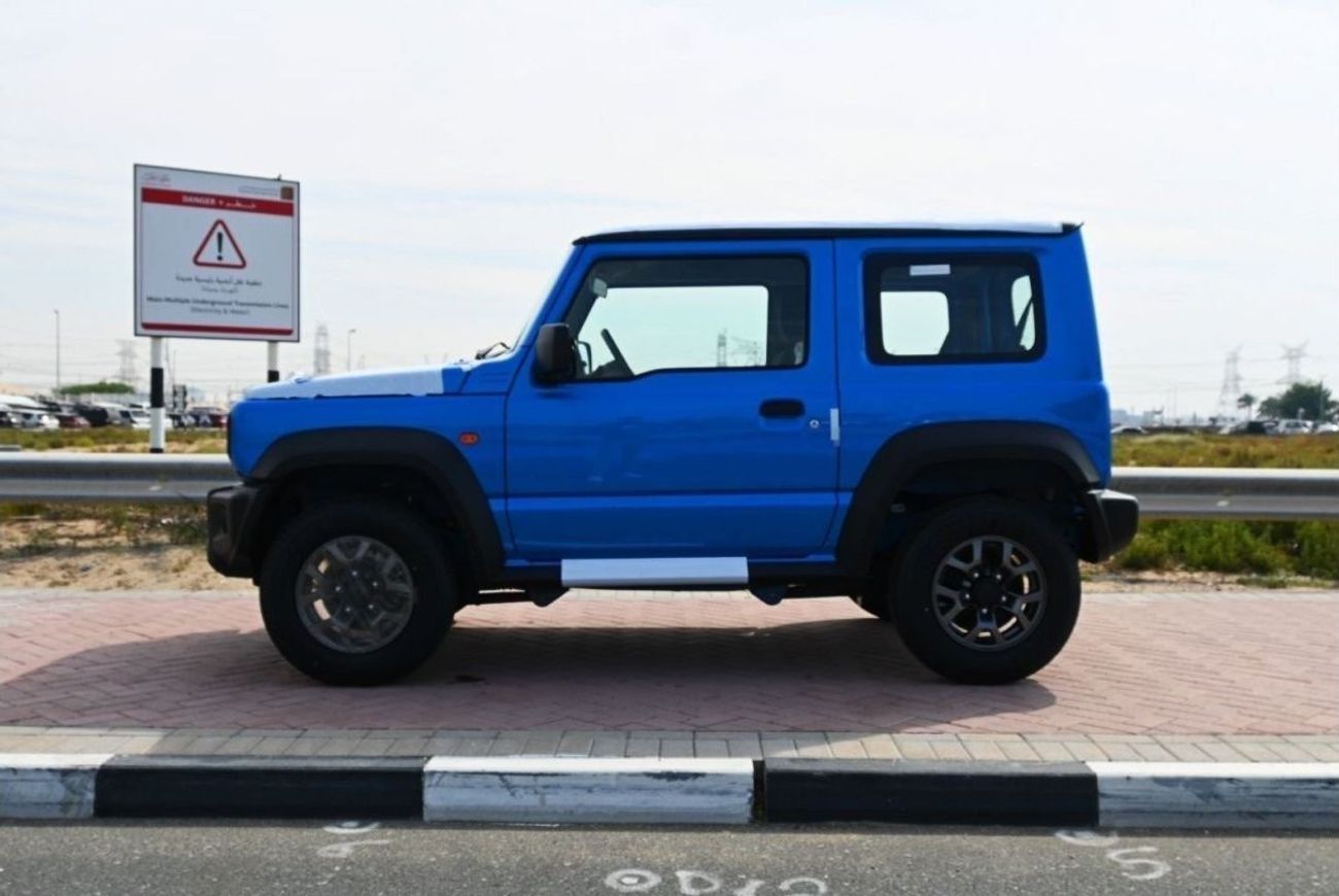 سوزوكي جيمني سوزوكي جيمني موديل 2024 بنزين 1.5 لتر ناقل الحركة يدوي أزرق من الخارج أسود من الداخل