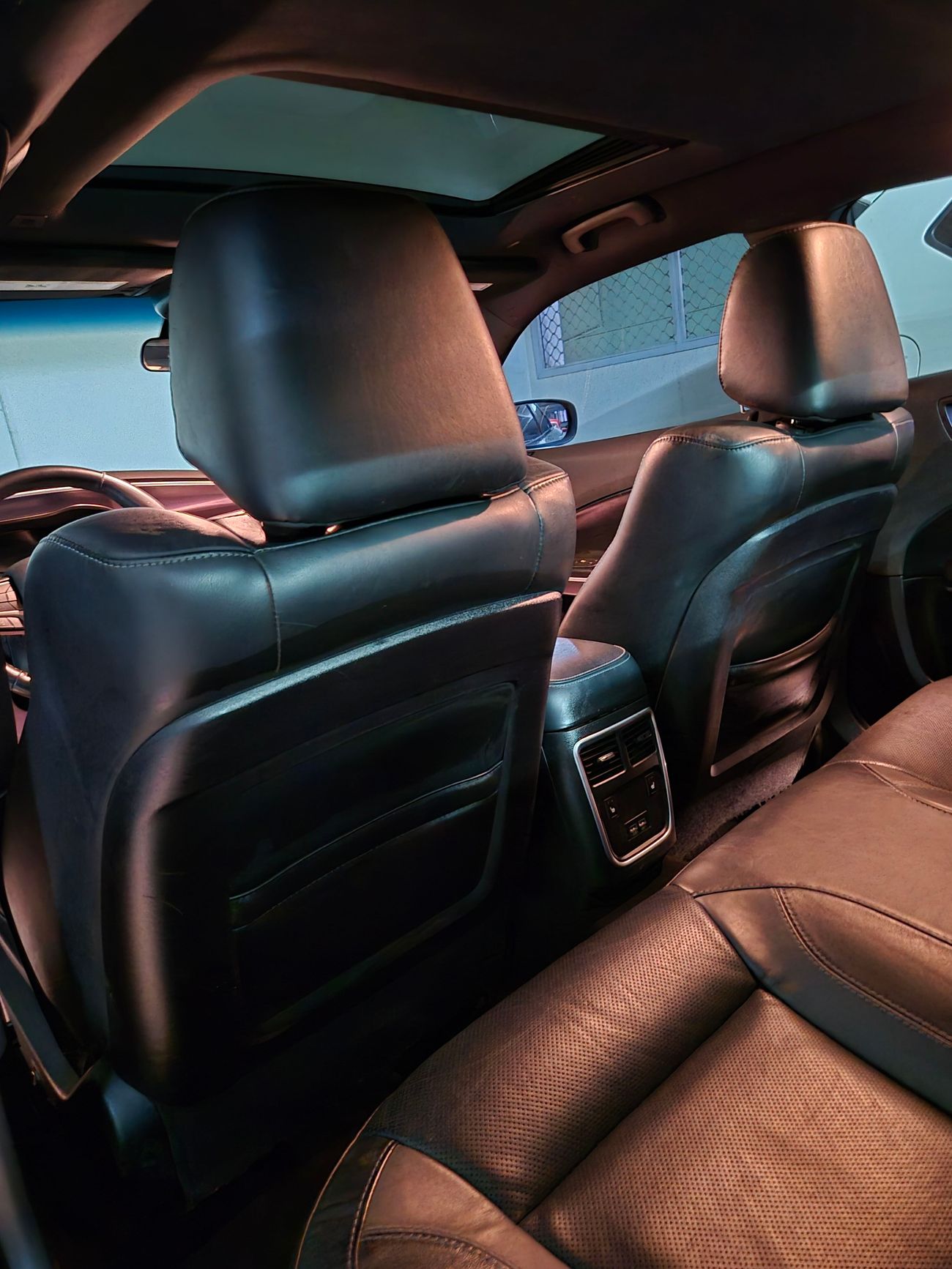 دودج تشارجر