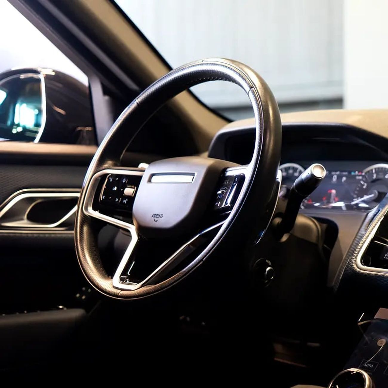 Land Rover Range Rover Velar P250 R-Dynamic HSE 2.0L AED 3,257 pm • 0% Downpayment • Velar R-Dynamic • 1 Year Warranty • Full Ser