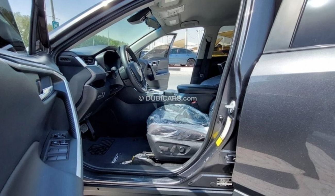 Toyota RAV4 EX Very clean car